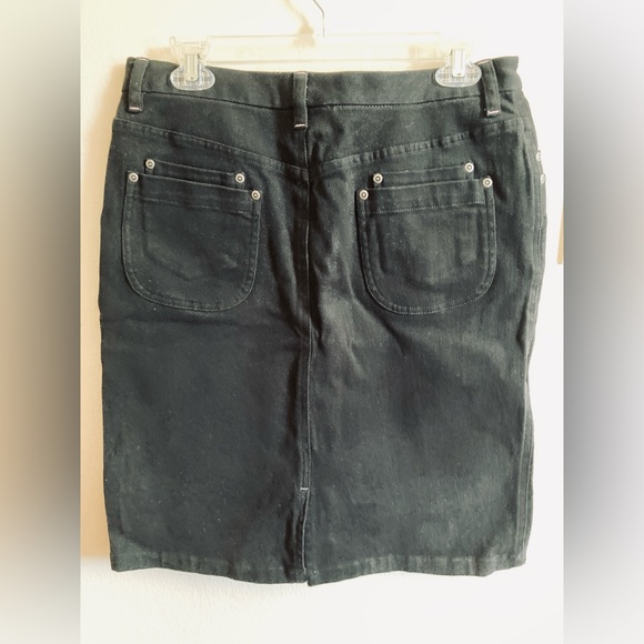 LIZ CLAIBORNE -  Vintage Black Denim Skirt - Size 8 - Brand New Condition! - Picture 2 of 11
